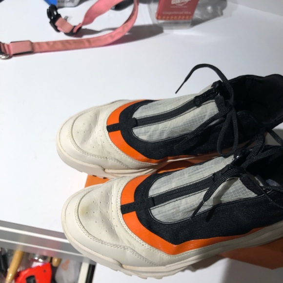 Sorel Women's ONA 718 Mid Zip Up Sneaker OrangeBlack Jet ankle bootie women’s 10 - Picture 2 of 7